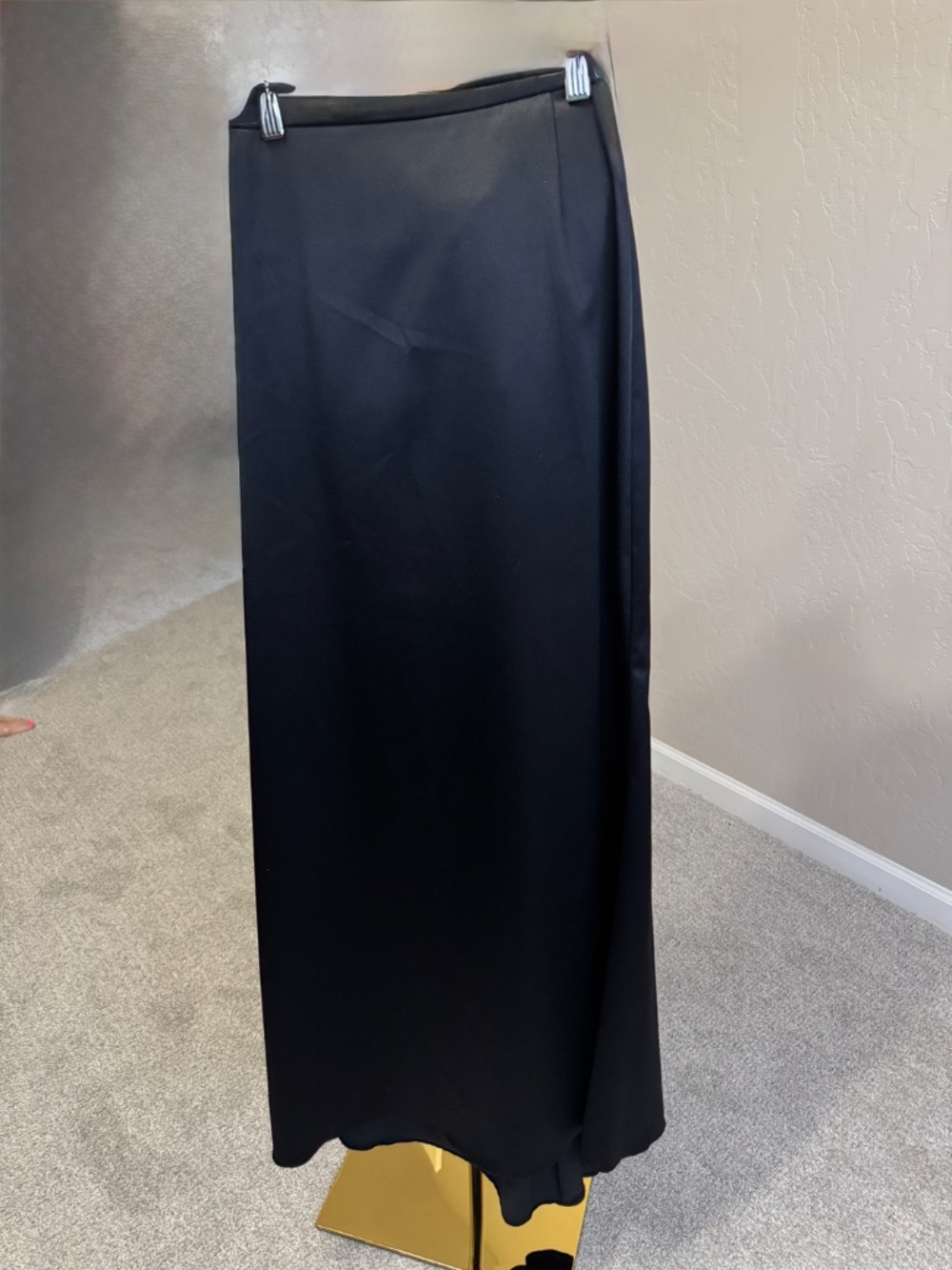 NWT JS Collections Size 6 Black Satin Mermaid Maxi Formal Skirt